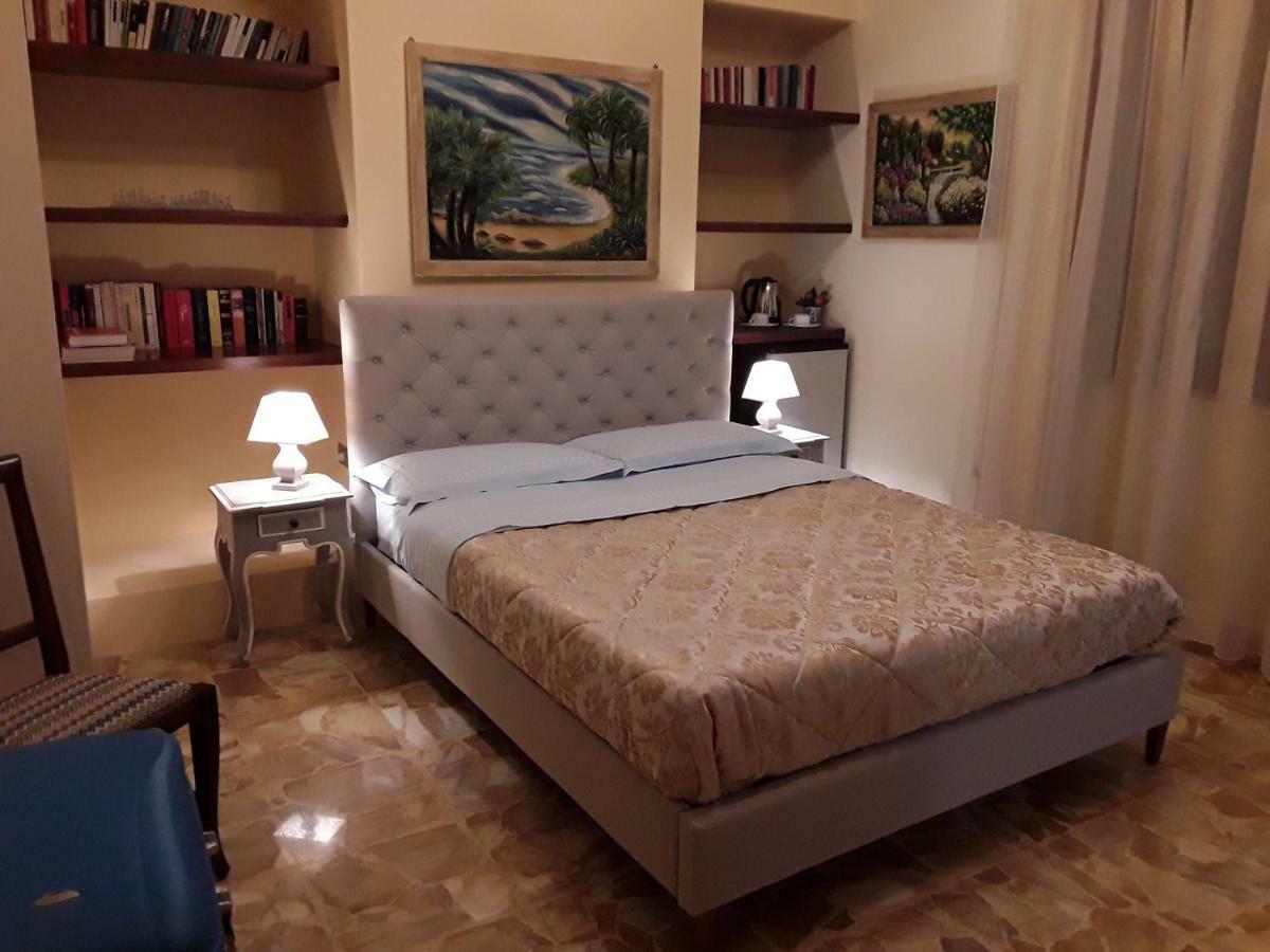 La Riviera Bed and Breakfast Milazzo Eksteriør billede