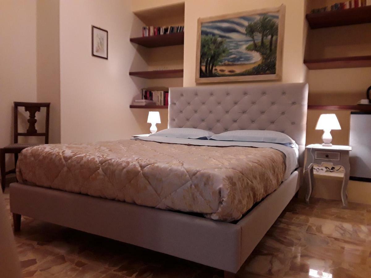 La Riviera Bed and Breakfast Milazzo Eksteriør billede