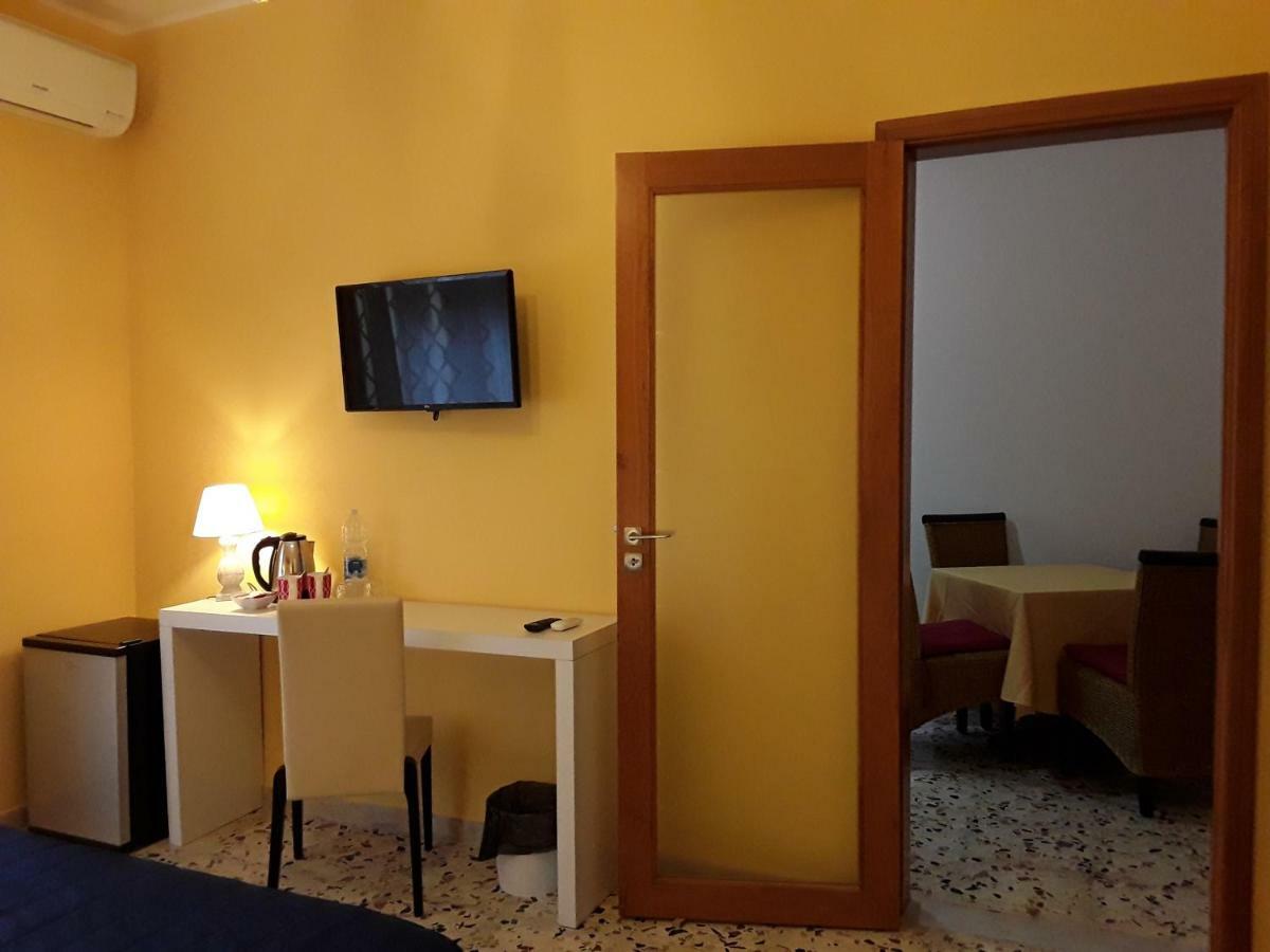 La Riviera Bed and Breakfast Milazzo Eksteriør billede